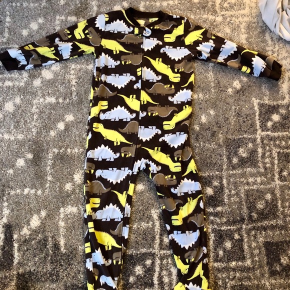 Carter's Other - Carters Footed Pajamas Toddler Boy 5T
